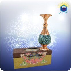 گلدان صراحی مس و فیروزه‌کوب ۲۰ سانتی‌متری با جعبه MDF گالینگور