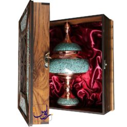 پک هدیه شکلات خوری 40 فیروزه کوبی با جعبه چوب و ترمه