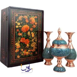 پک هدیه جفت گلدان صراحی 20 و شکلات خوری 20 فیروزه کوبی با جعبه دکوپاژ