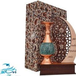 تندیس با گلدان فیروزه کوبی