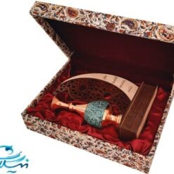 تندیس با گلدان فیروزه کوبی