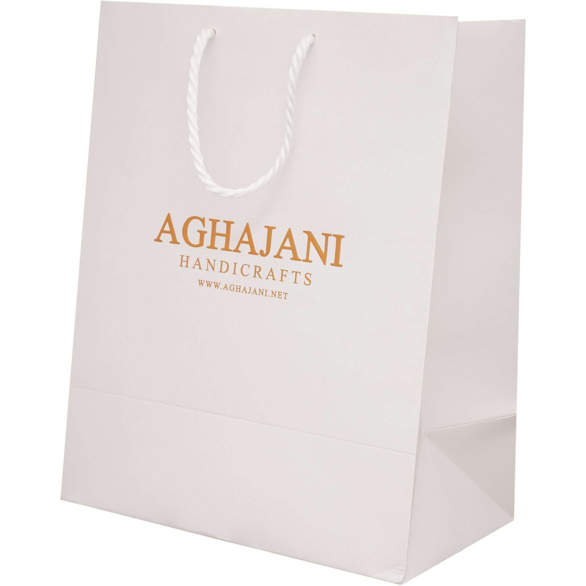 آجیل خوری فیروزه کوبی