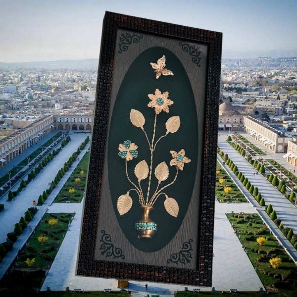تابلو گل مسی فیروزهکوبی طرح سه گل و پروانه