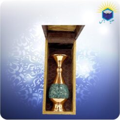 گلدان صراحی مس و فیروزهکوب ۱۴ سانتیمتری آقاجانی با جعبه گالینگور