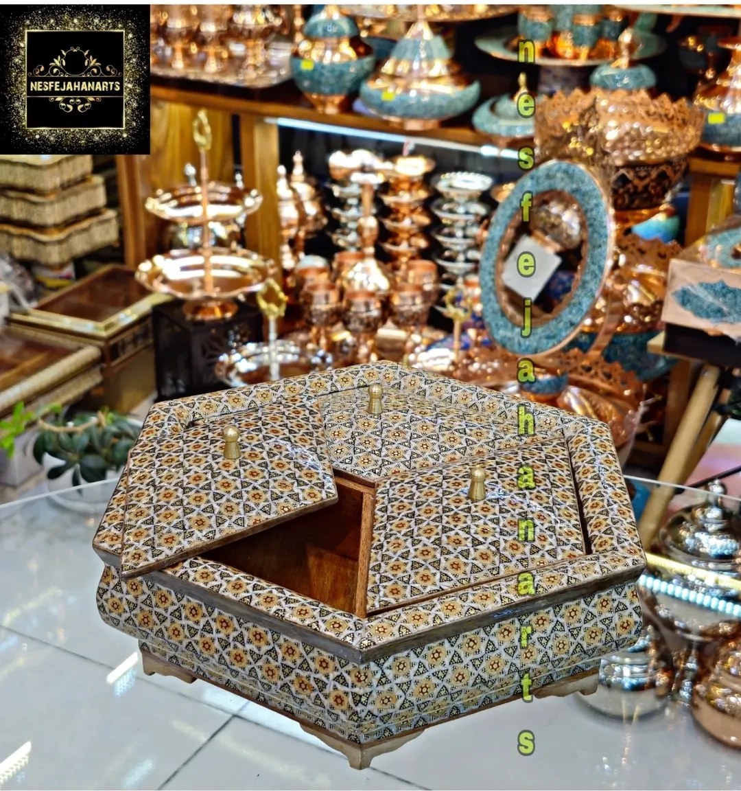 شکلات خوری یا اردو خوری خاتم